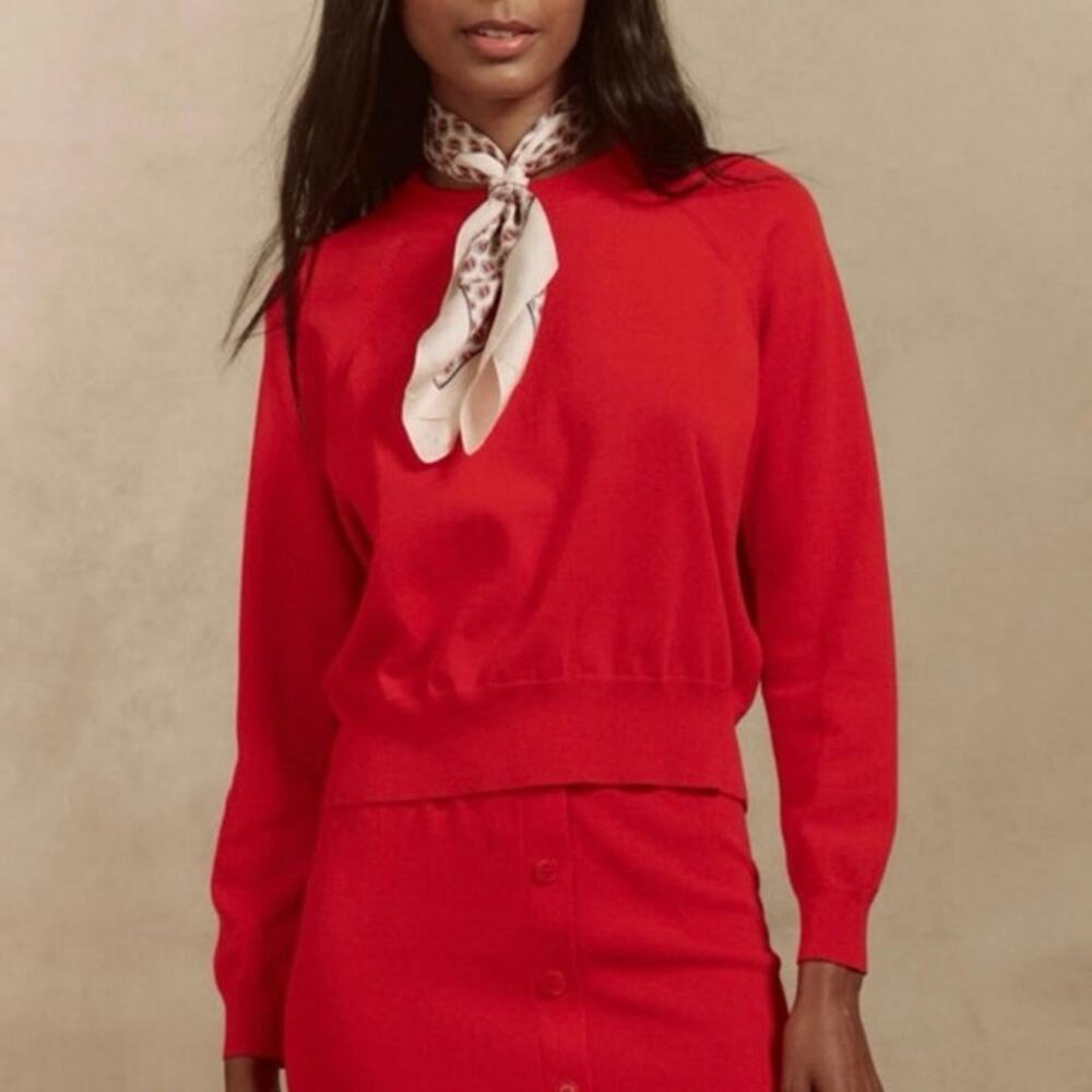 NWT THE GREAT. The Crew Neck Sweater in Tart
